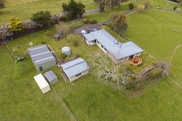 698 Aratiatia Road Wairakei_40