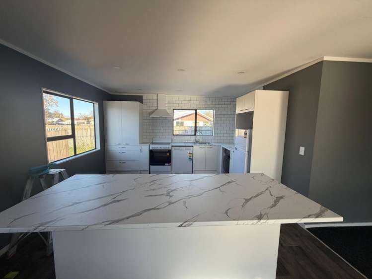 42 Margate Ave Flaxmere_3