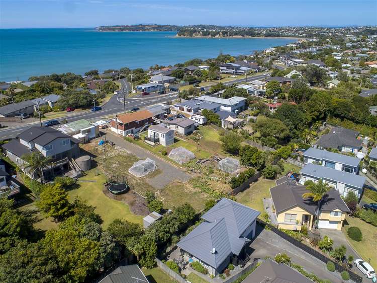 5 Ellenbury Place Stanmore Bay_19