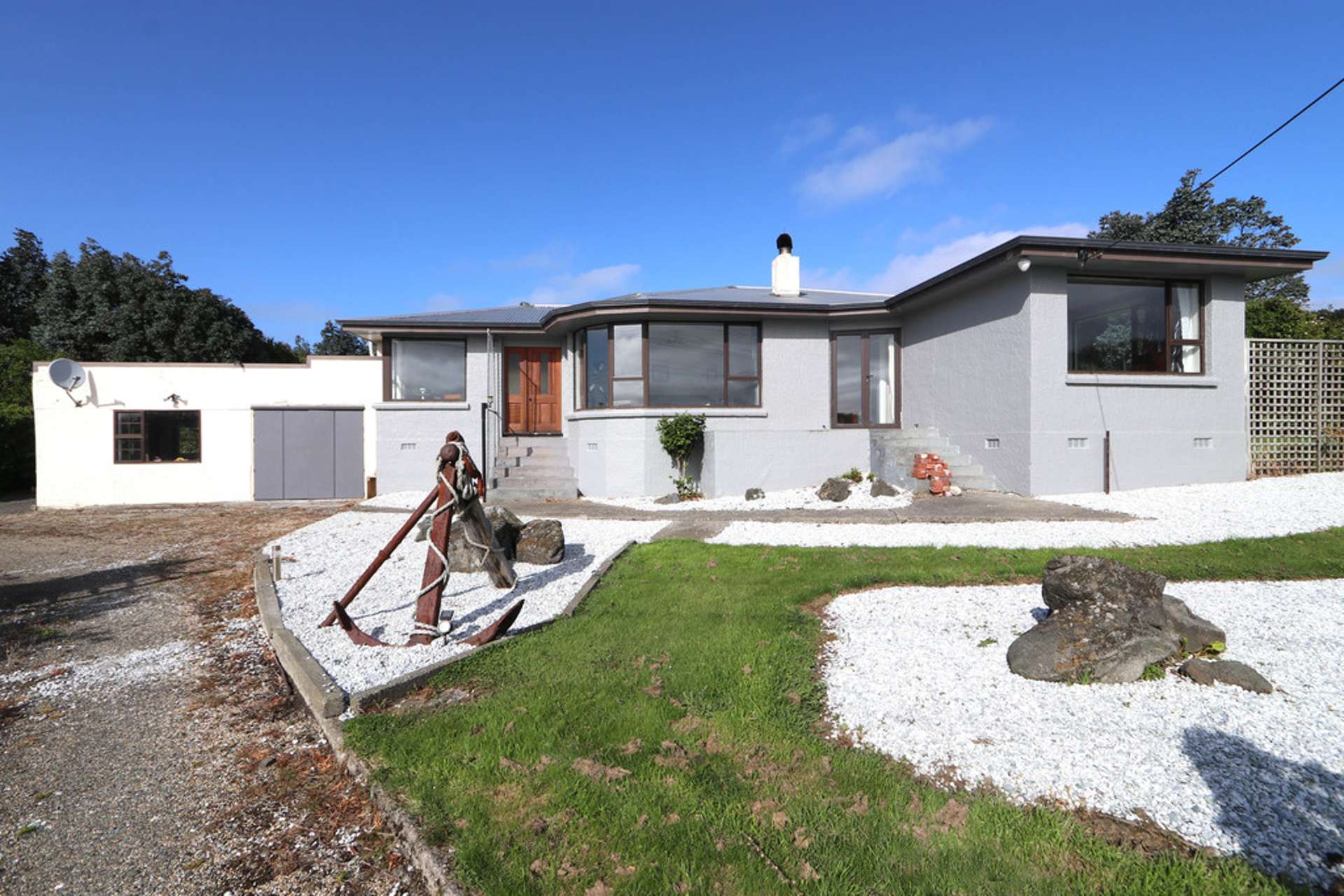 2435 Bluff Highway Bluff_0