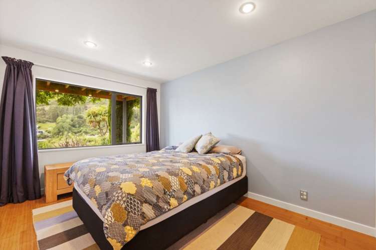 8 Emerald Lane Cashmere_7