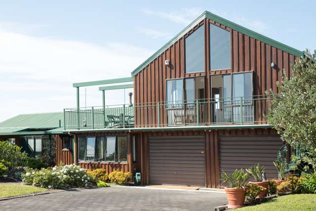 14 Puriri Place Sandspit_1