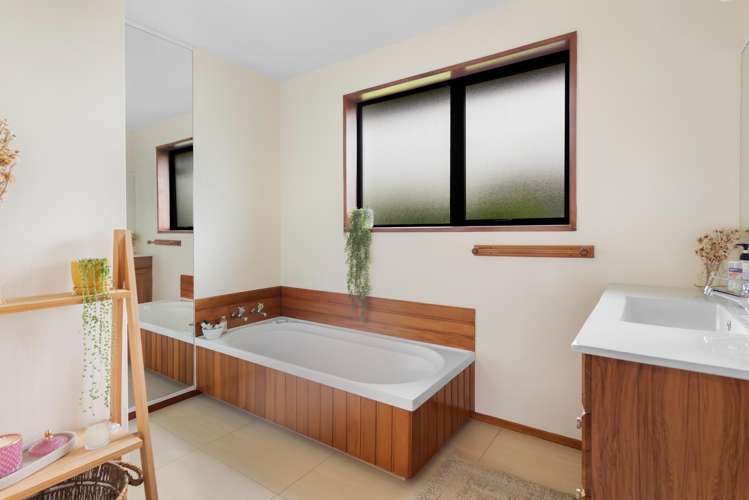 10 Romney Place Gore_18