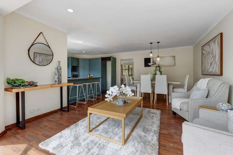 26 Black Teal Close Unsworth Heights_4