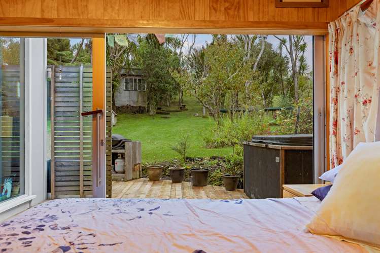 18 Tasman View Road Bethells Beach_16