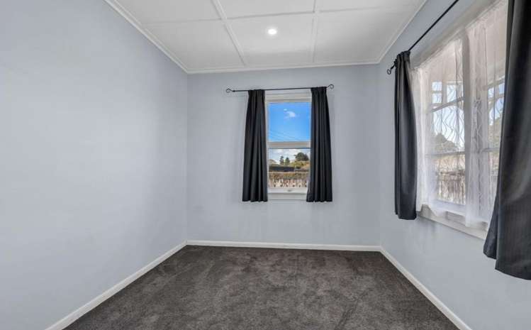 84 Pembroke Road East 11181_11