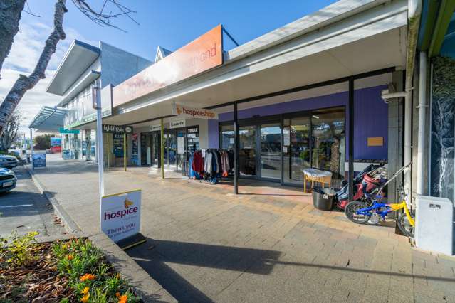 66 Town Centre Te Anau_2