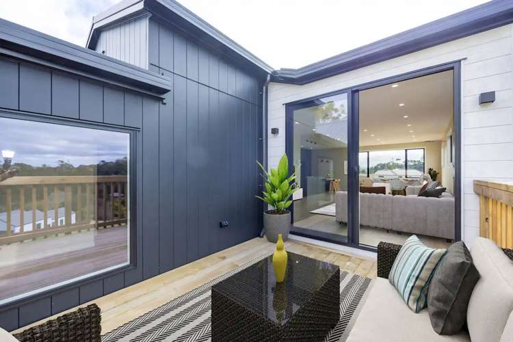 30 Awanui Road Red Beach_18