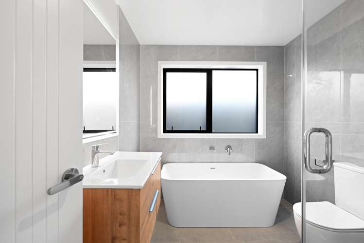 4 Absolum Crescent Chartwell_11