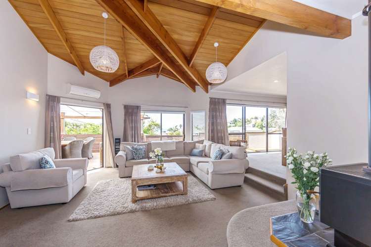 56 William Bayes Place Red Beach_5