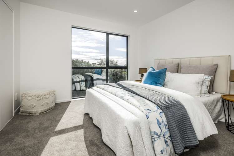 8/14 Clendon Place Manurewa_7