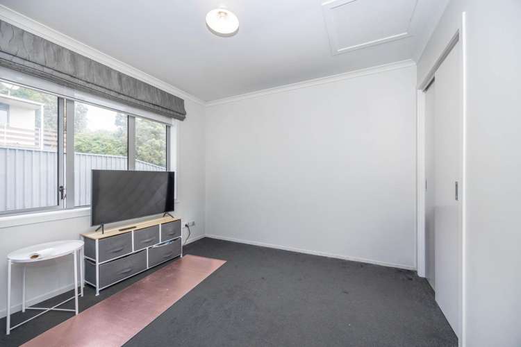 2/3 June Place Hamilton East_14