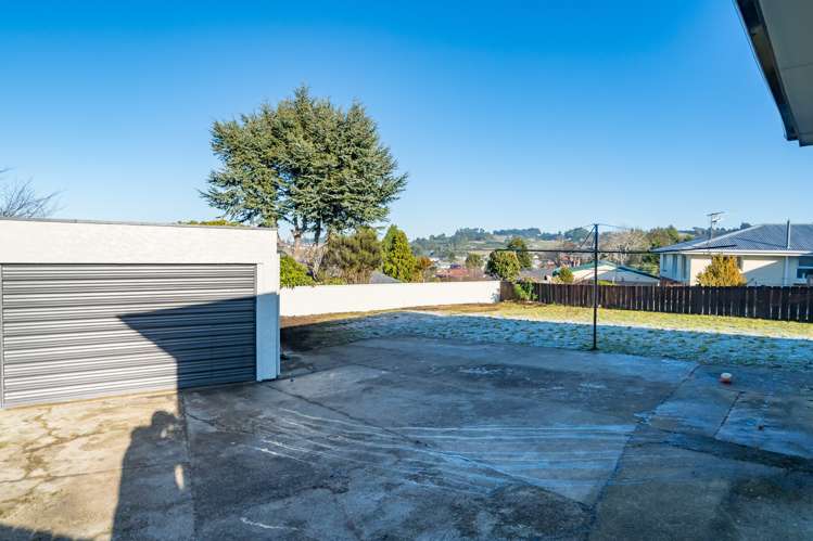 24 Gilkison Street Halfway Bush_19