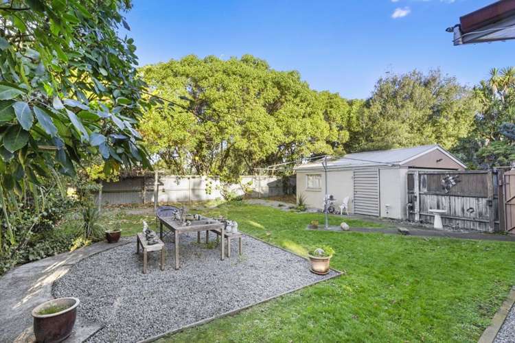 18 Hersham Place Bromley_10