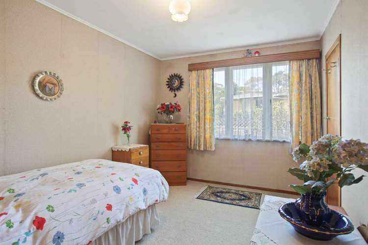 70 Lake Road Northcote_19