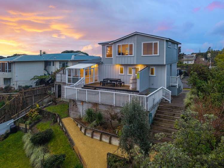 8 Hughes Street Waikanae Beach_18