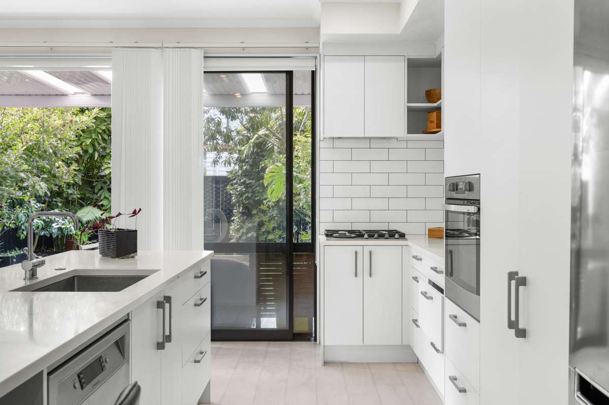 21 Grey Warbler Road_1