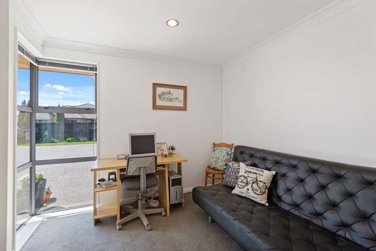 10 Fifetuscan Way Lincoln_17