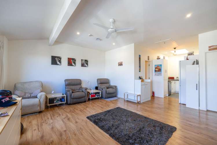 8/118 Ocean View Road Oneroa_12