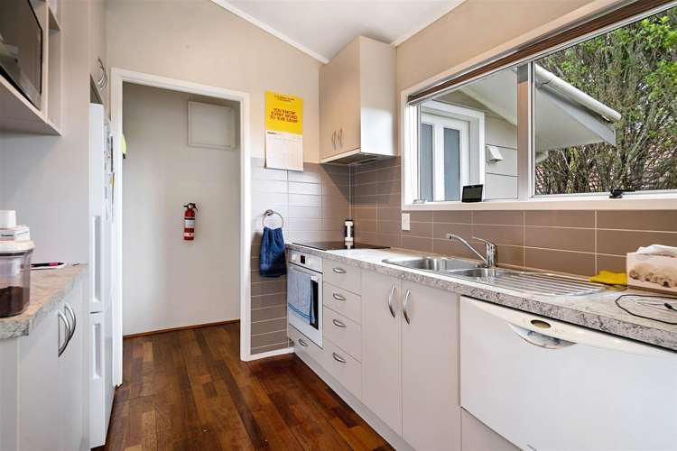 3/1 Pimento Place New Lynn_5