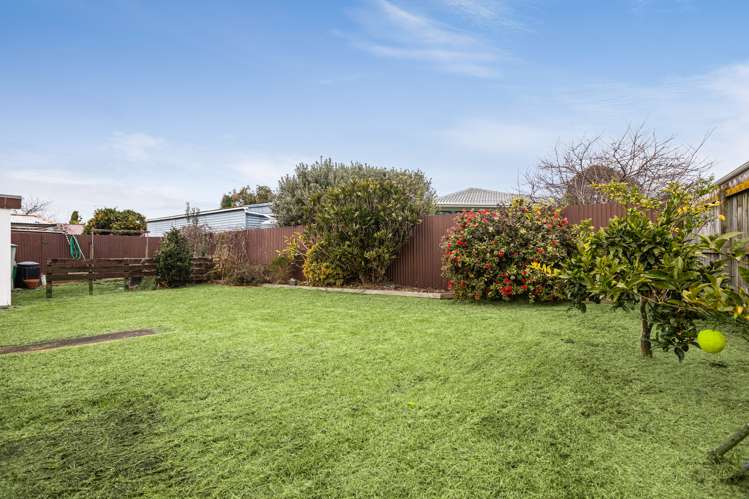 24 Muir Avenue Mangere Bridge_15