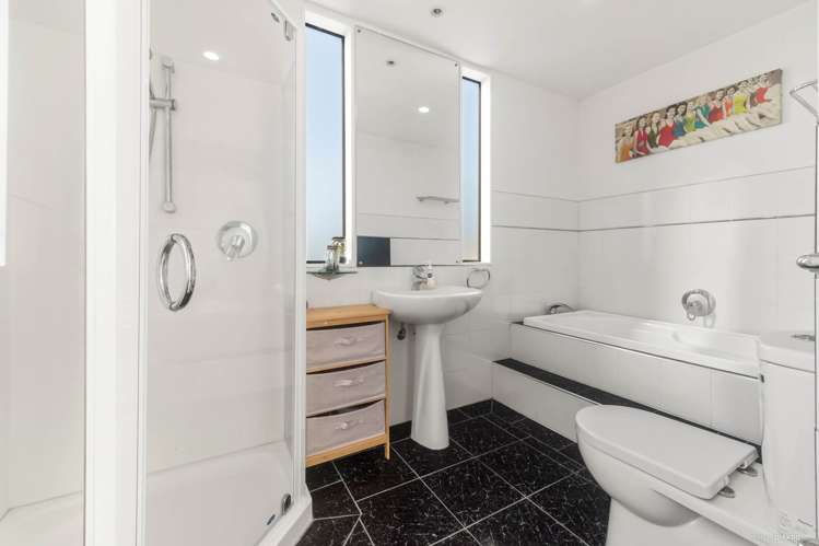 43 Sunset Road Totara Vale_8