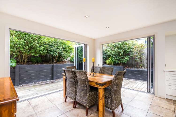 2/26 Awanui Street Hilltop_12