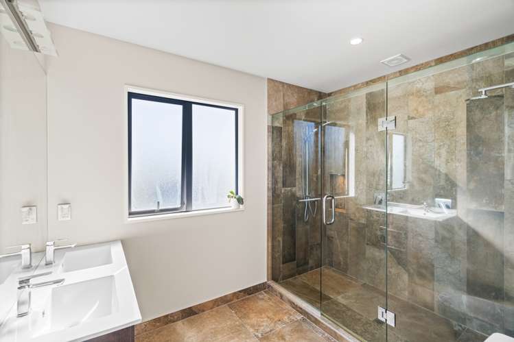 2 Inverness Lane Redcliffs_18