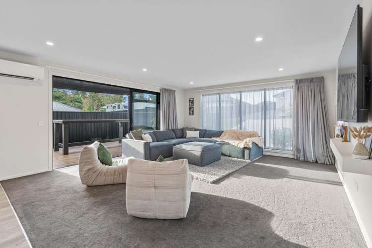 64 Heathfield Drive Mosgiel_10