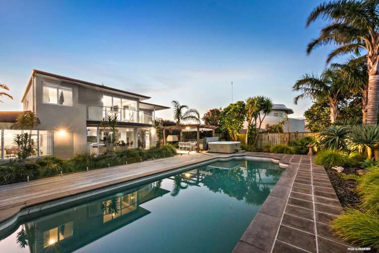 15 Matau Rise Te Atatu Peninsula_7