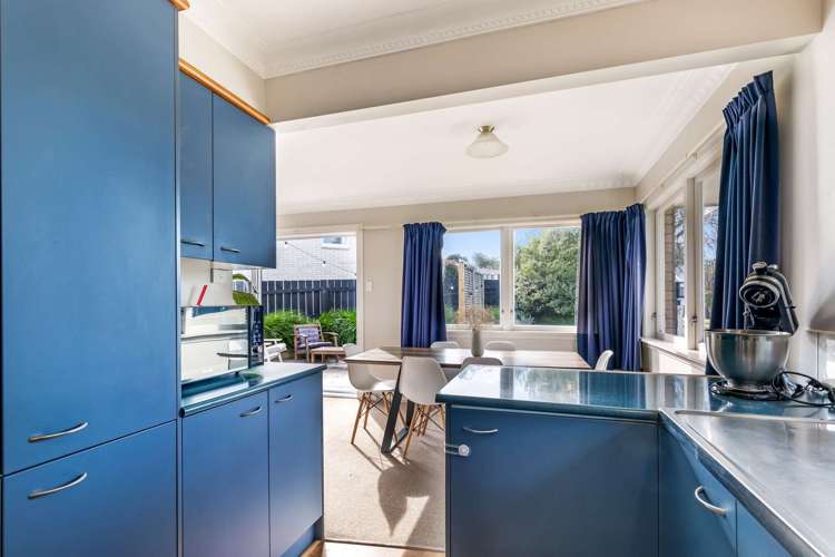 8 The Drive Brookfield_11