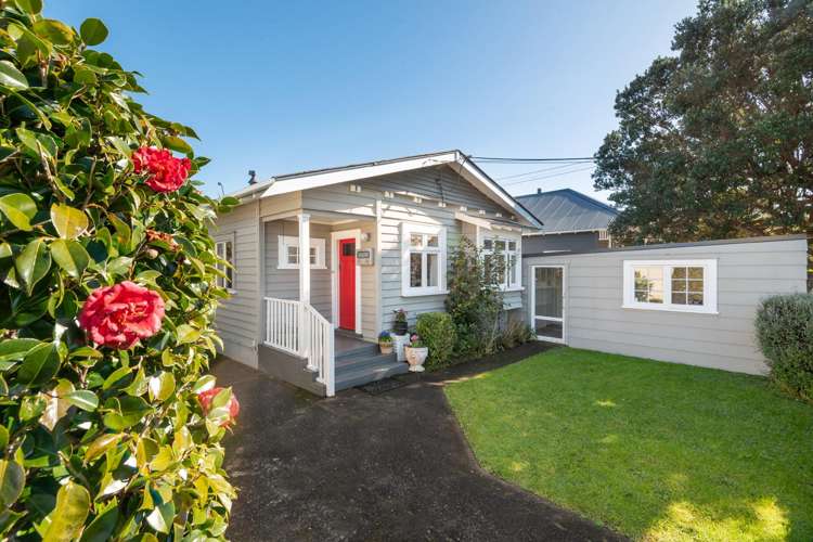 1/18 Gladstone Road Northcote_19