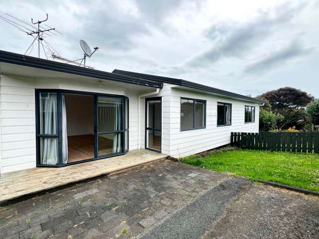 three bedroom, Two Bathroom Home in Waiuku Tow...