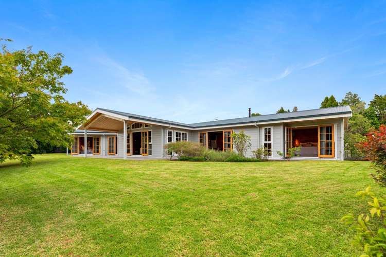 29 Horsley Grove Pyes Pa_0