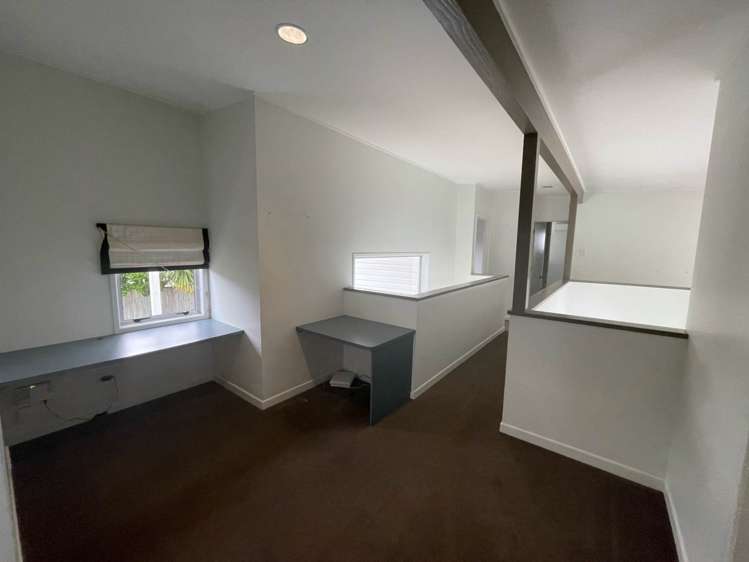 14 Stewart Gibson Place Manurewa_6