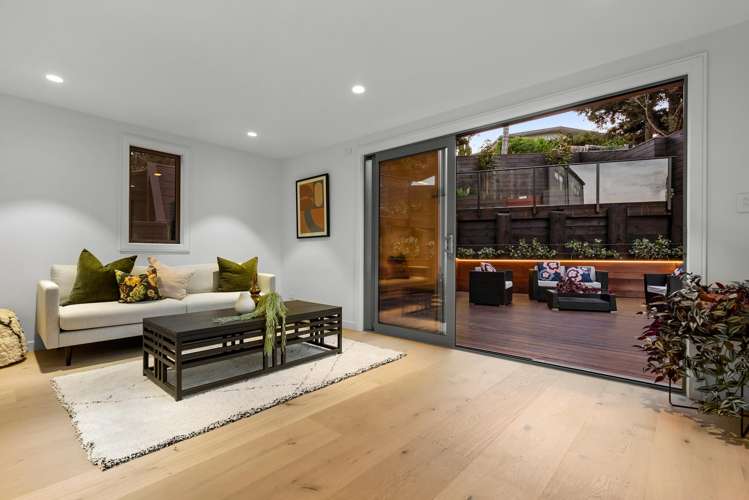 61a Churchill Road Murrays Bay_9