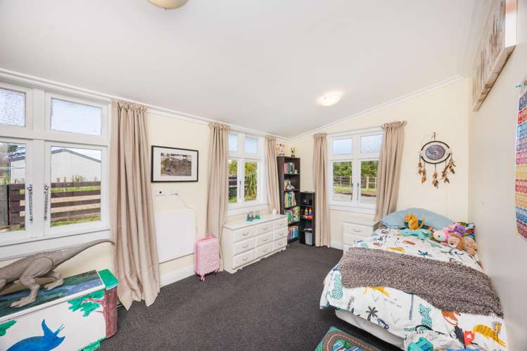 8 Knorp Street Halcombe_10
