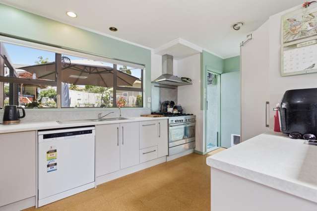 12 Sutherland Road Brookfield_4