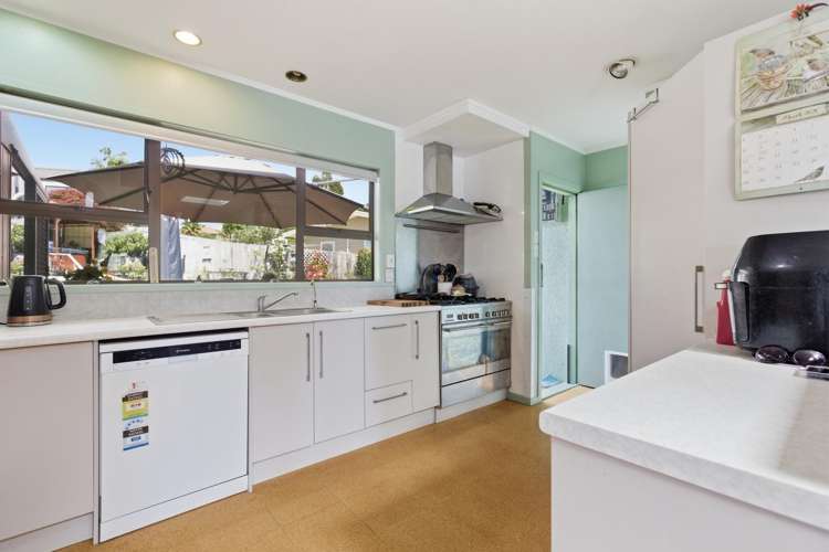 12 Sutherland Road_4