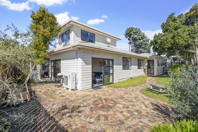 2/5 Northall Road New Lynn_16