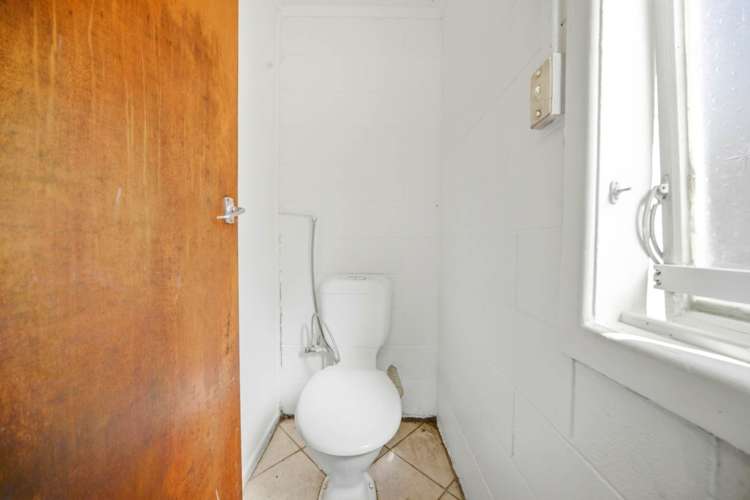 100 Edmonton Road Henderson_20