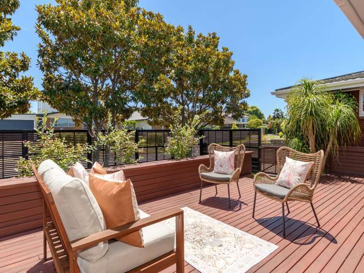 16 Ridge Street Otumoetai_2