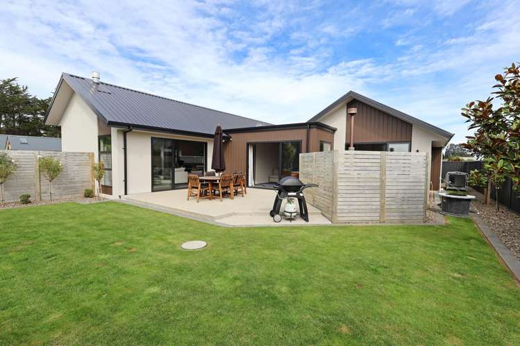 25 Richfield Drive Waikiwi_1