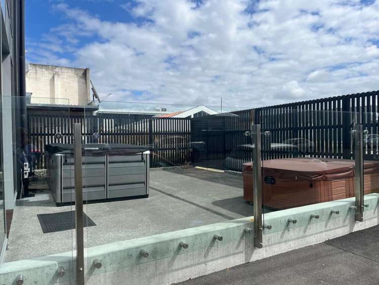 718 Karamu Road North Hastings Central_6