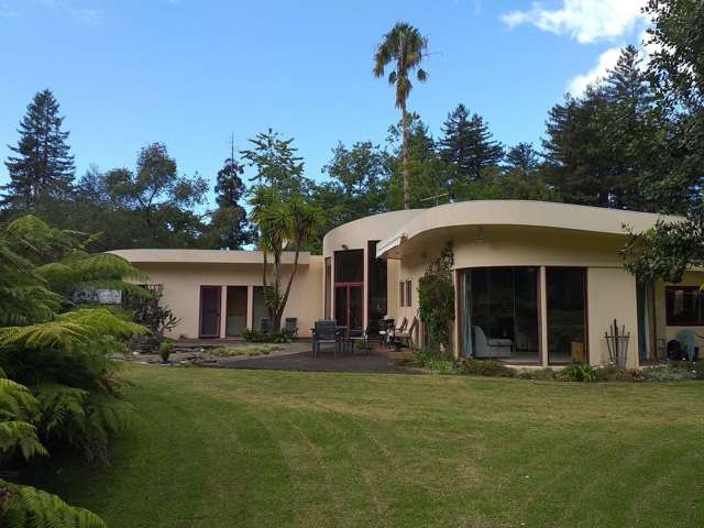 Charming Home in Whangarei's Horahora