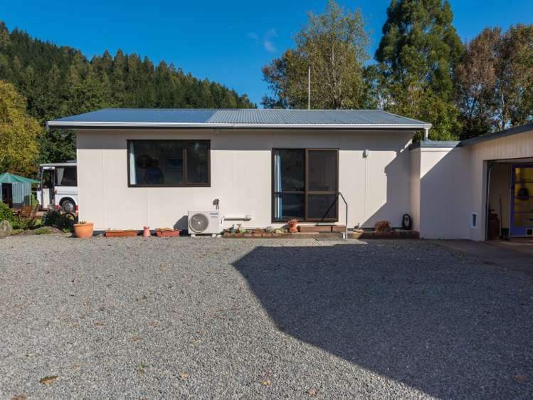 777 State Highway 1 Picton_8