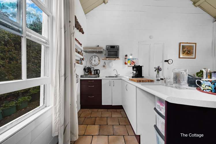 216 Ness Valley Road Clevedon_36