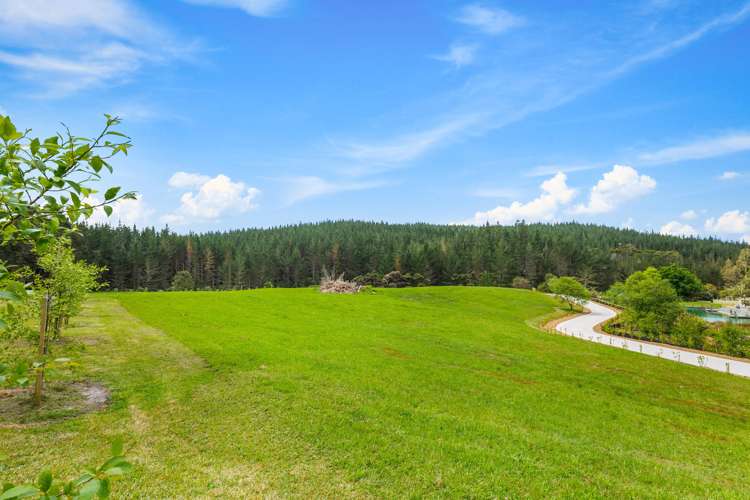 255 Mill Flat Road Riverhead_4