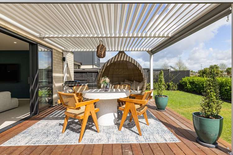 55 Probert Crescent Chartwell_1