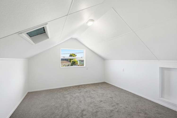 8 Herewini Street Titahi Bay_13